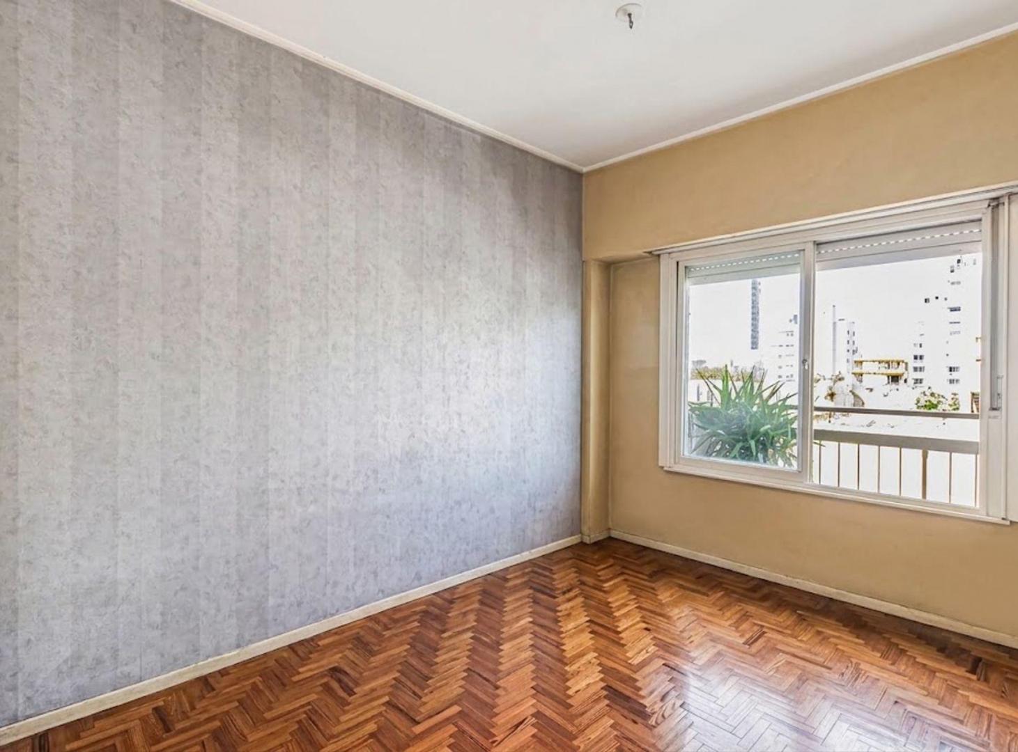 Foto de VENTA DPTO 4 AMB CON BALCÓN EN BANFIELD, imagen 2