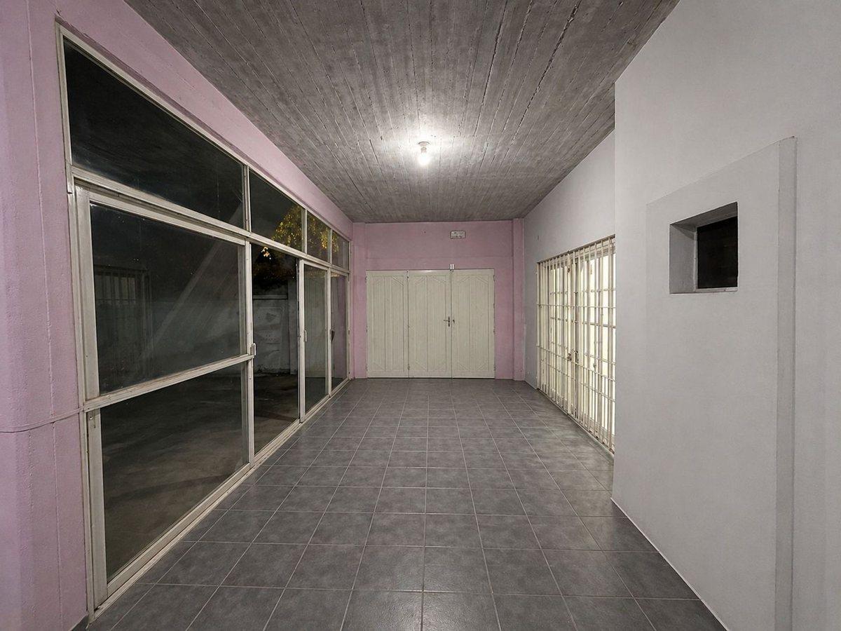 Foto de VENTA PH 4 AMB GARAGE PATIO CASTELAR APTO CREDITO, imagen 3