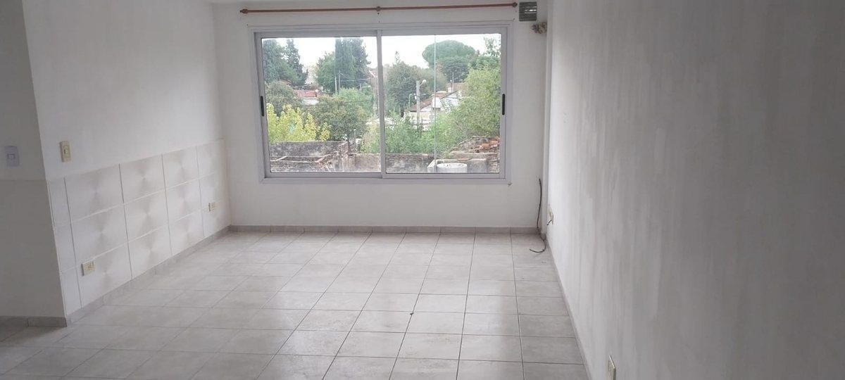 Foto de MODERNO DEPARTAMENTO 3 AMBIENTES C/COCHERA, imagen 4