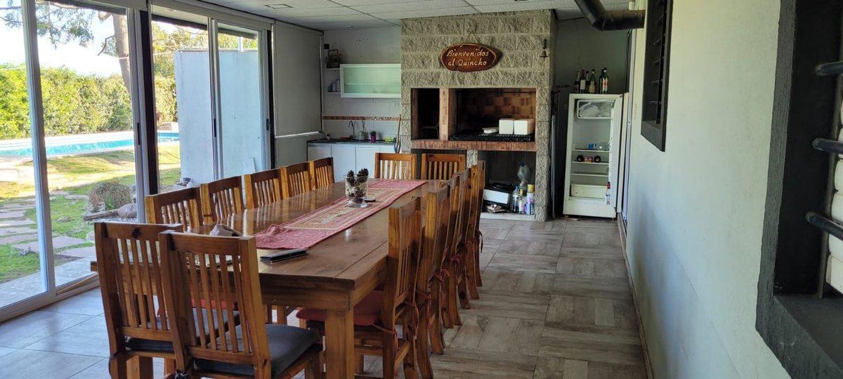 Foto de CASA CON PILETA GRAL. RODRIGUEZ APTA CREDITO, imagen 2