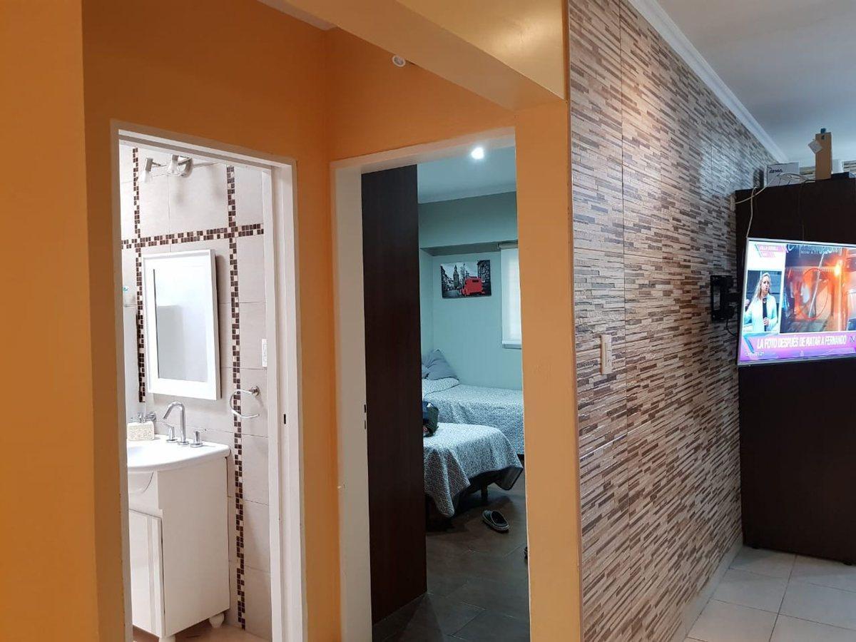 Foto de CASA CON PILETA GRAL. RODRIGUEZ APTA CREDITO, imagen 1