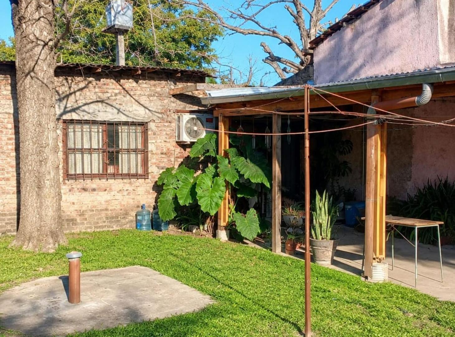 Foto de CASA 3 AMB. CON AMPLIO JARDIN Y COCHERA MORENO, imagen 4