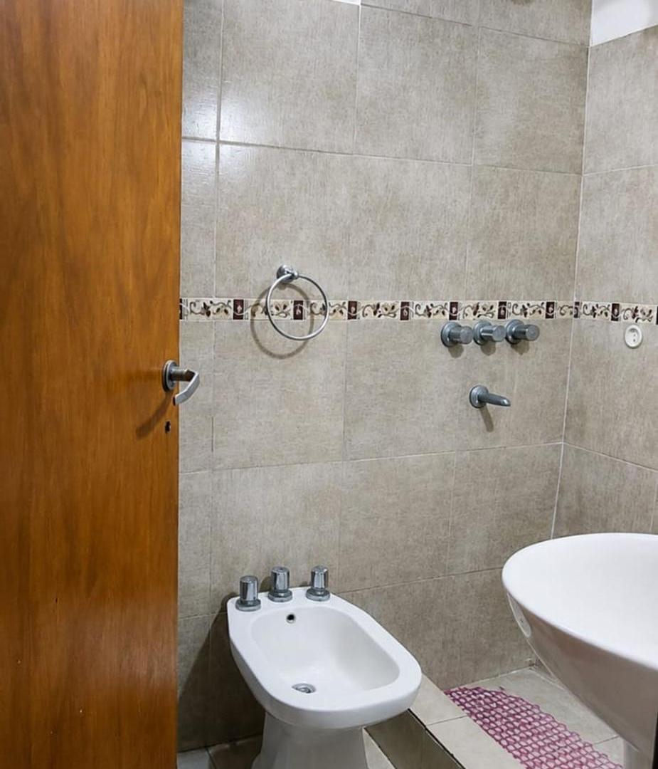 Foto de PH 2 Ambientes Moreno Centro incluye servicios, imagen 4