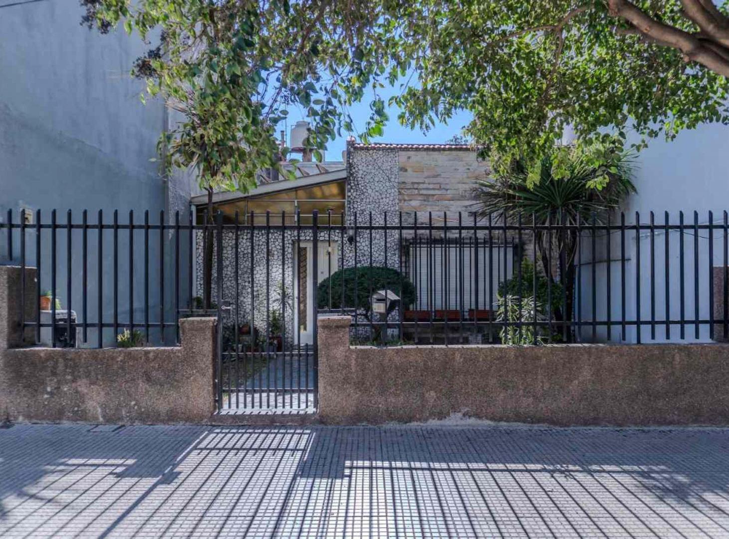 Foto de VENTA LOTE 150 M EN MONTE CASTRO, imagen 1