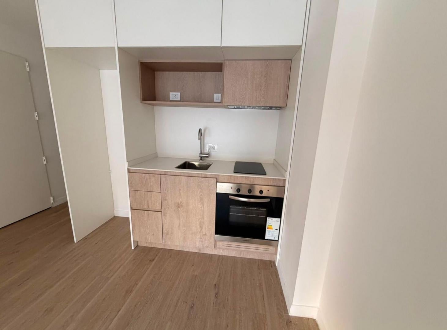 Foto de MONOAMBIENTE VENTA CABALLITO BALCON EDIF PREMIUM, imagen 2