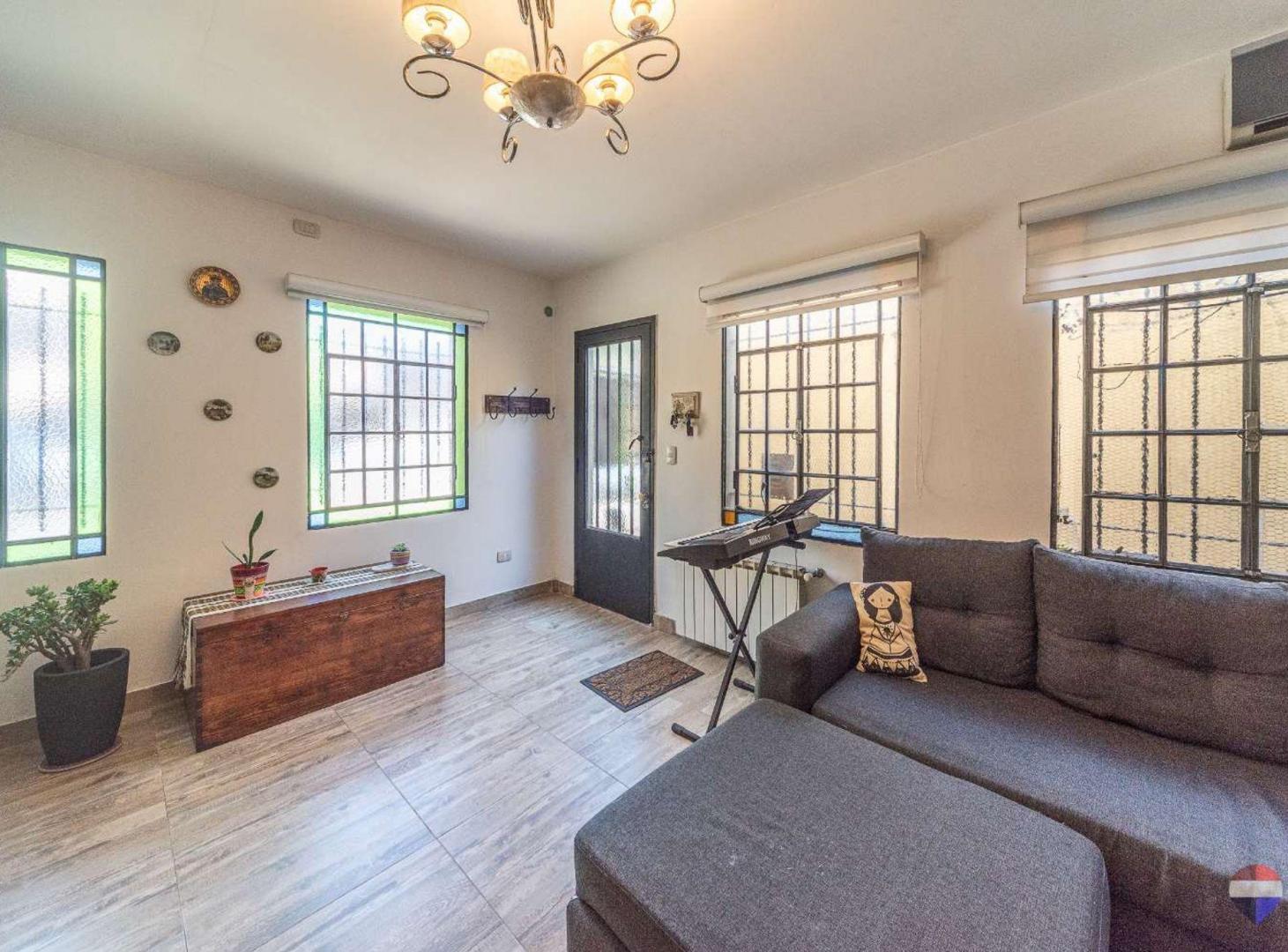 Foto de Venta PH 3 ambientes Mataderos cochera y pileta, imagen 3