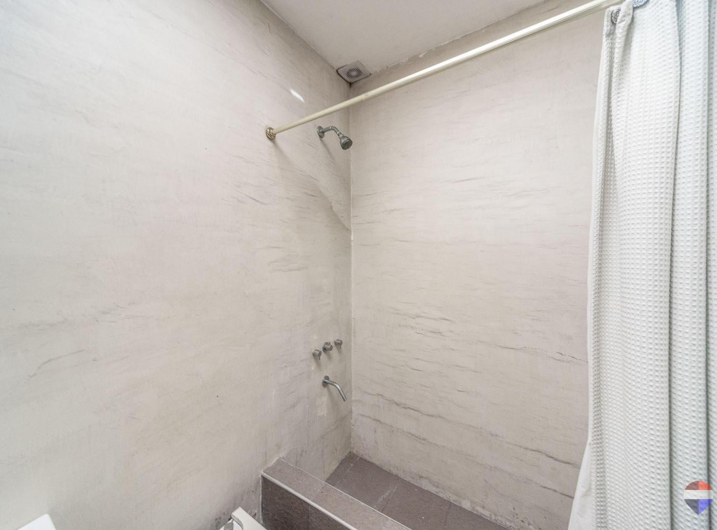 Foto de Venta PH 3 ambientes Mataderos cochera y pileta, imagen 5