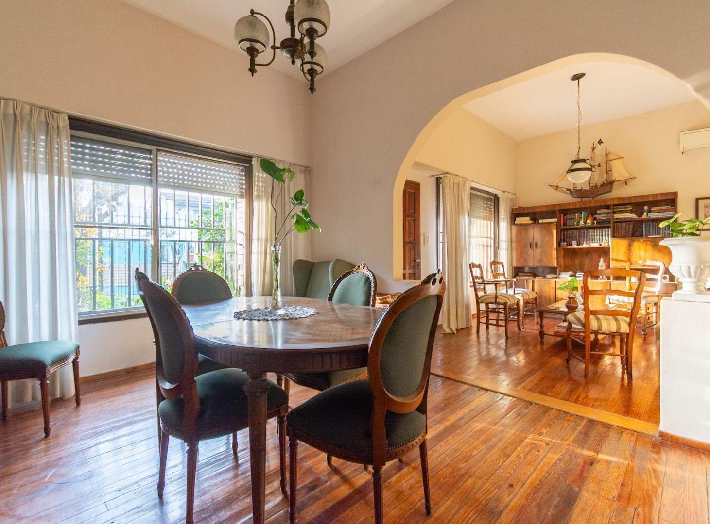Foto de CASA 4 AMBIENTES EN VENTA EL PALOMAR CON PILETA, imagen 4