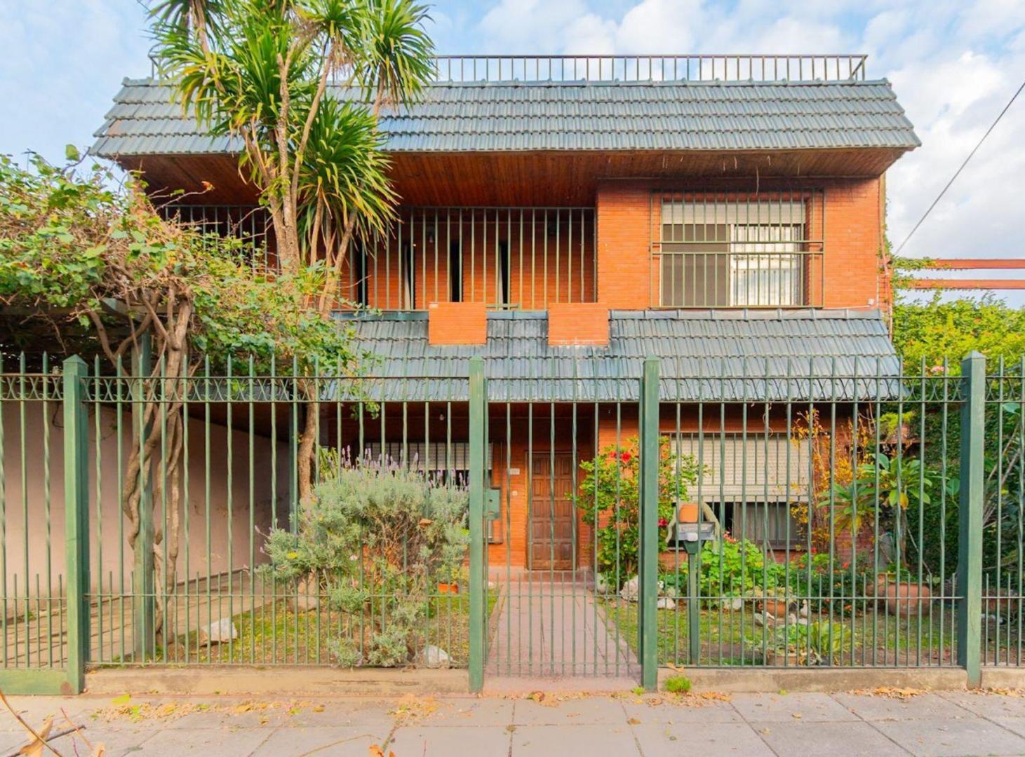 Foto de CASA 4 AMBIENTES EN VENTA EL PALOMAR CON PILETA, imagen 3