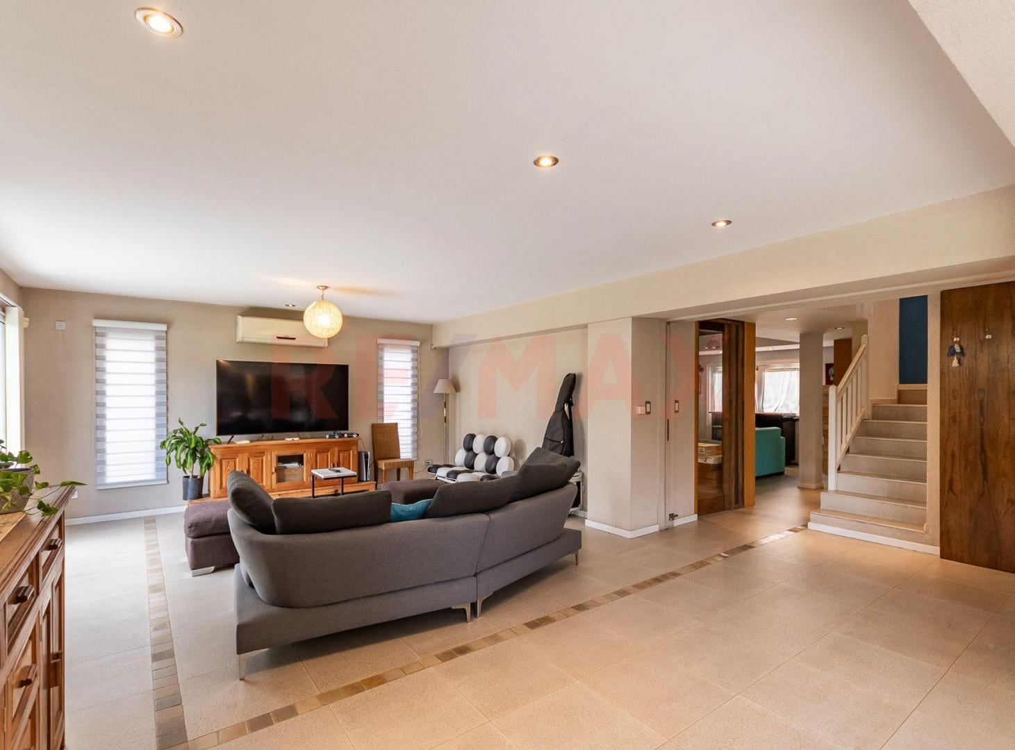 Foto de VENTA CASA 5 AMB. BARRIO SEPTIEMBRE ESCOBAR, imagen 4