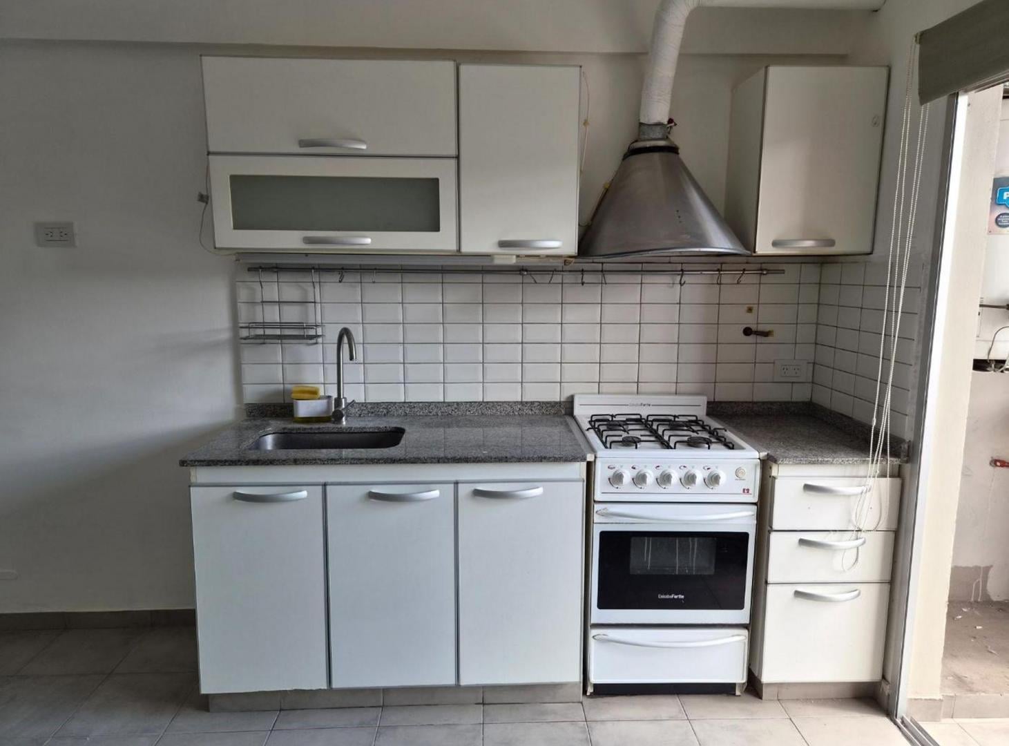 Foto de 2 ambientes alquiler con balcon Villa Pueyrredon, imagen 1