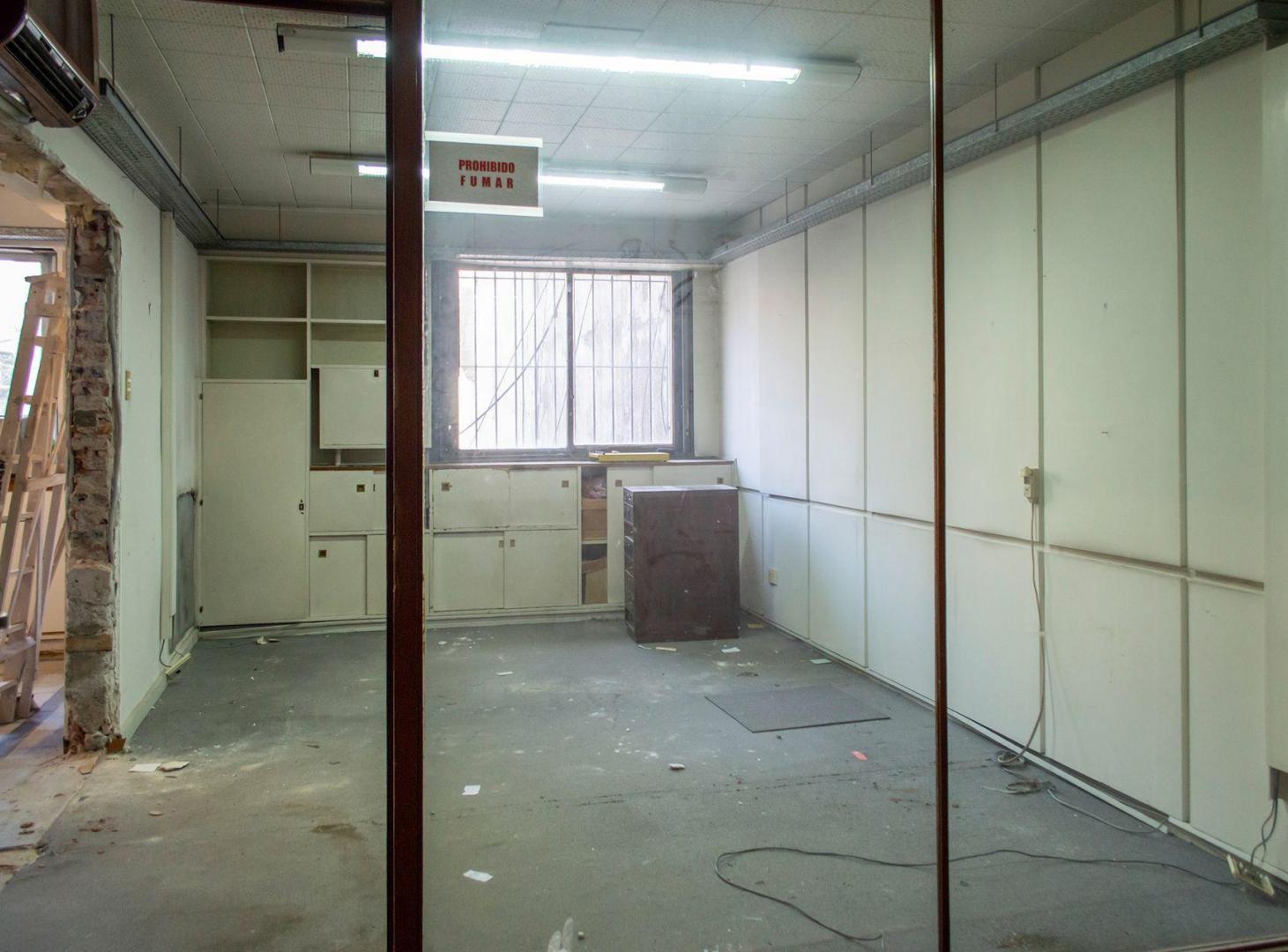 Foto de VENTA OFICINA EN MICROCENTRO AV. CORRIENTES 800, imagen 3