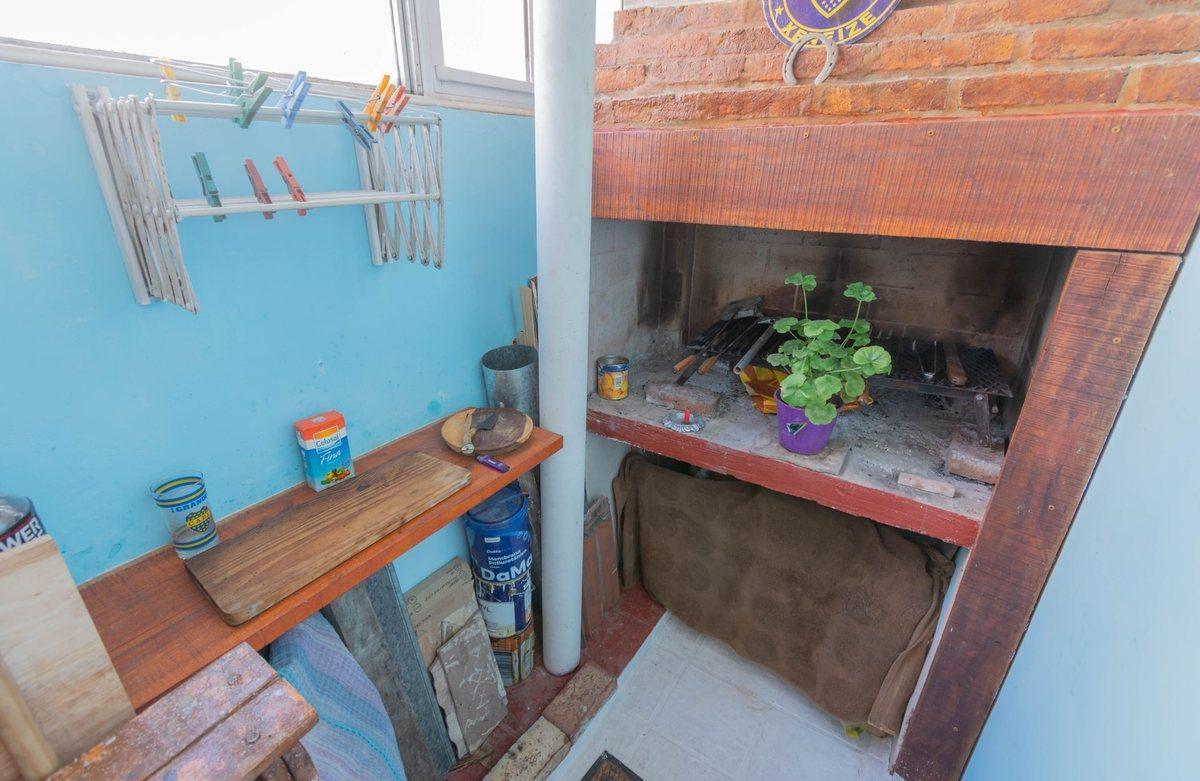 Foto de DEPTO EN VENTA 2 AMB BALVANERA PATIO CUB PARRILLA, imagen 3