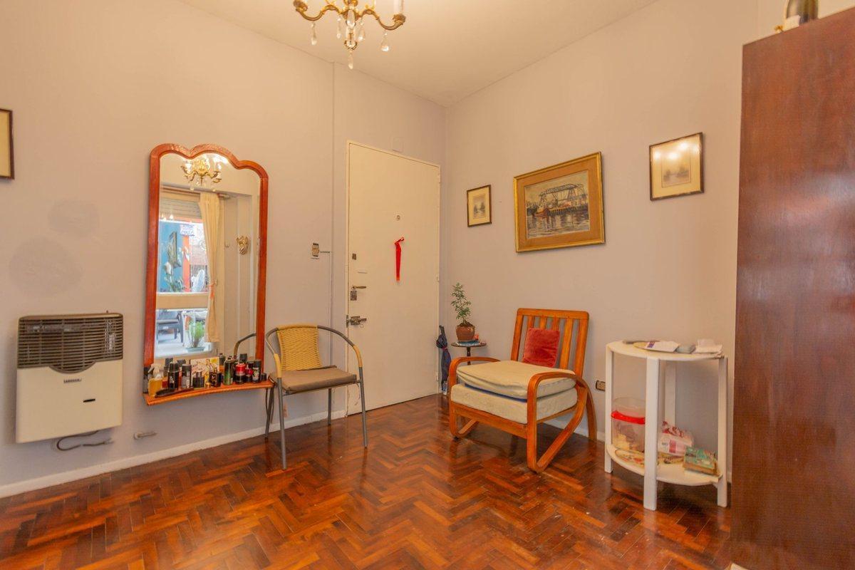 Foto de DEPTO EN VENTA 2 AMB BALVANERA PATIO CUB PARRILLA, imagen 5