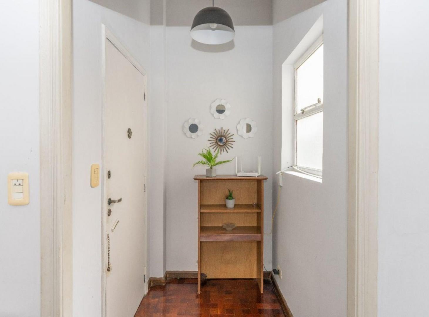 Foto de 2 Ambientes en Venta en Microcentro, imagen 2