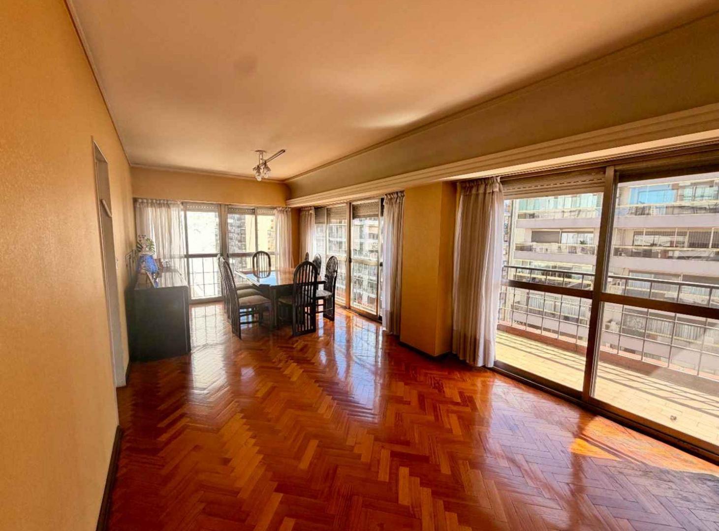 Foto de Venta 4 Amb + dep.serv + Cochera/ Barrio Norte, imagen 4