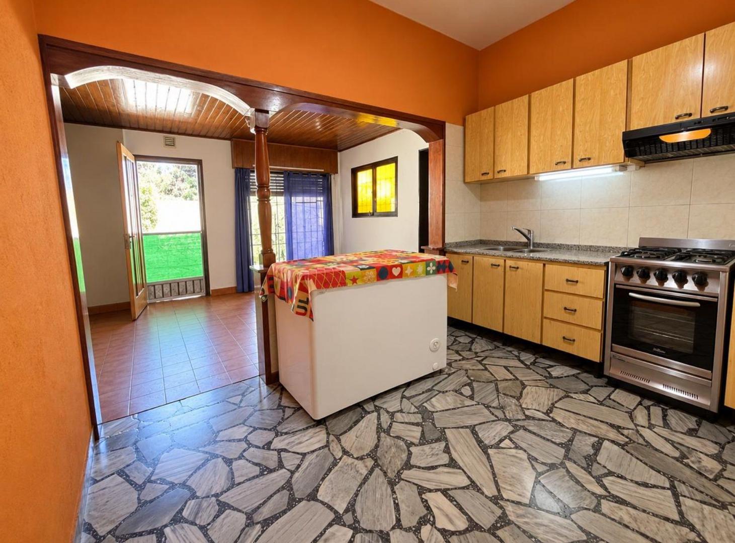 Foto de CASA VENTA 4 AMB, PILETA APTO CREDITO, imagen 4