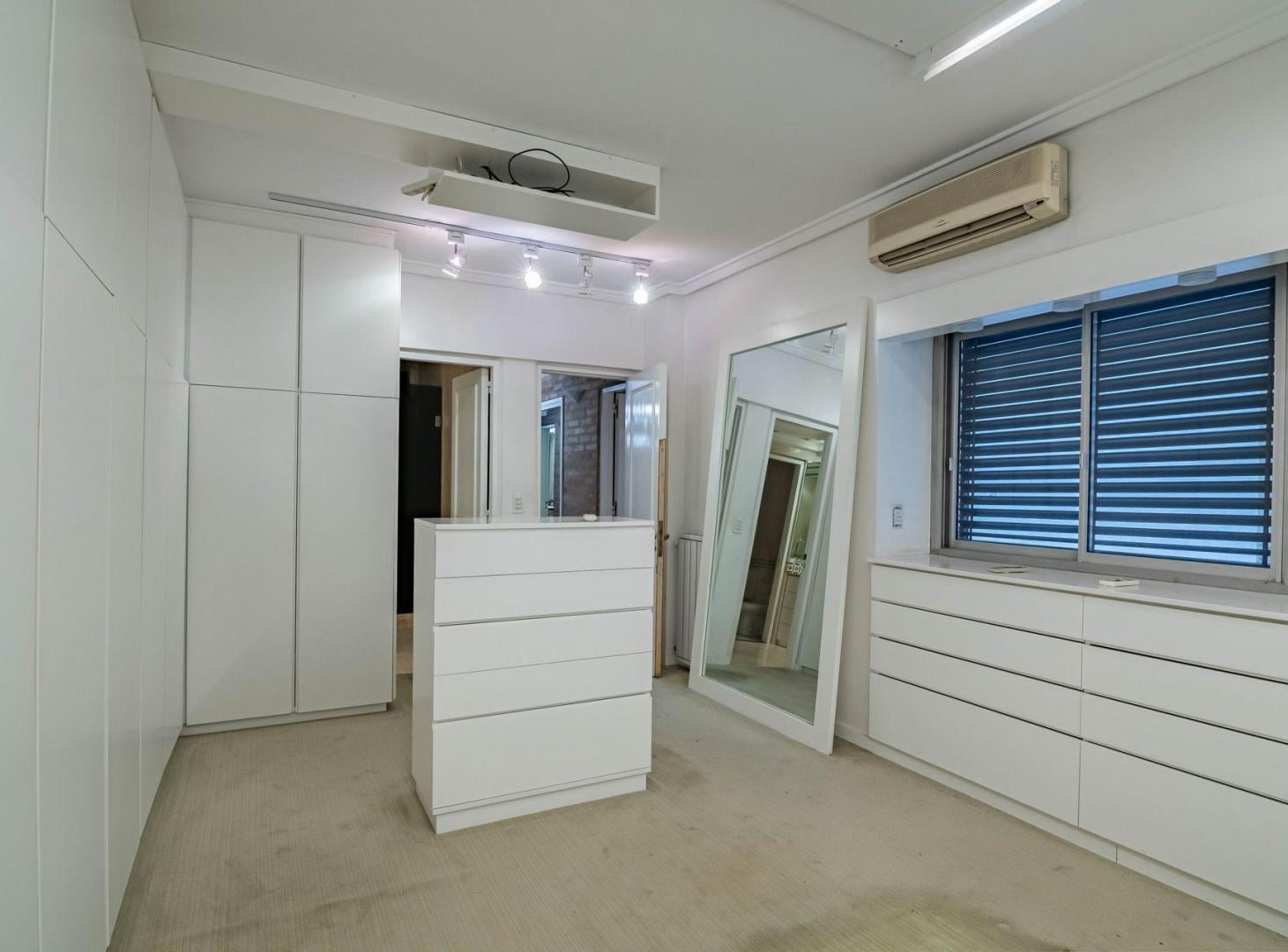 Foto de Departamento 5 Ambientes Excelente Ubicación, imagen 4