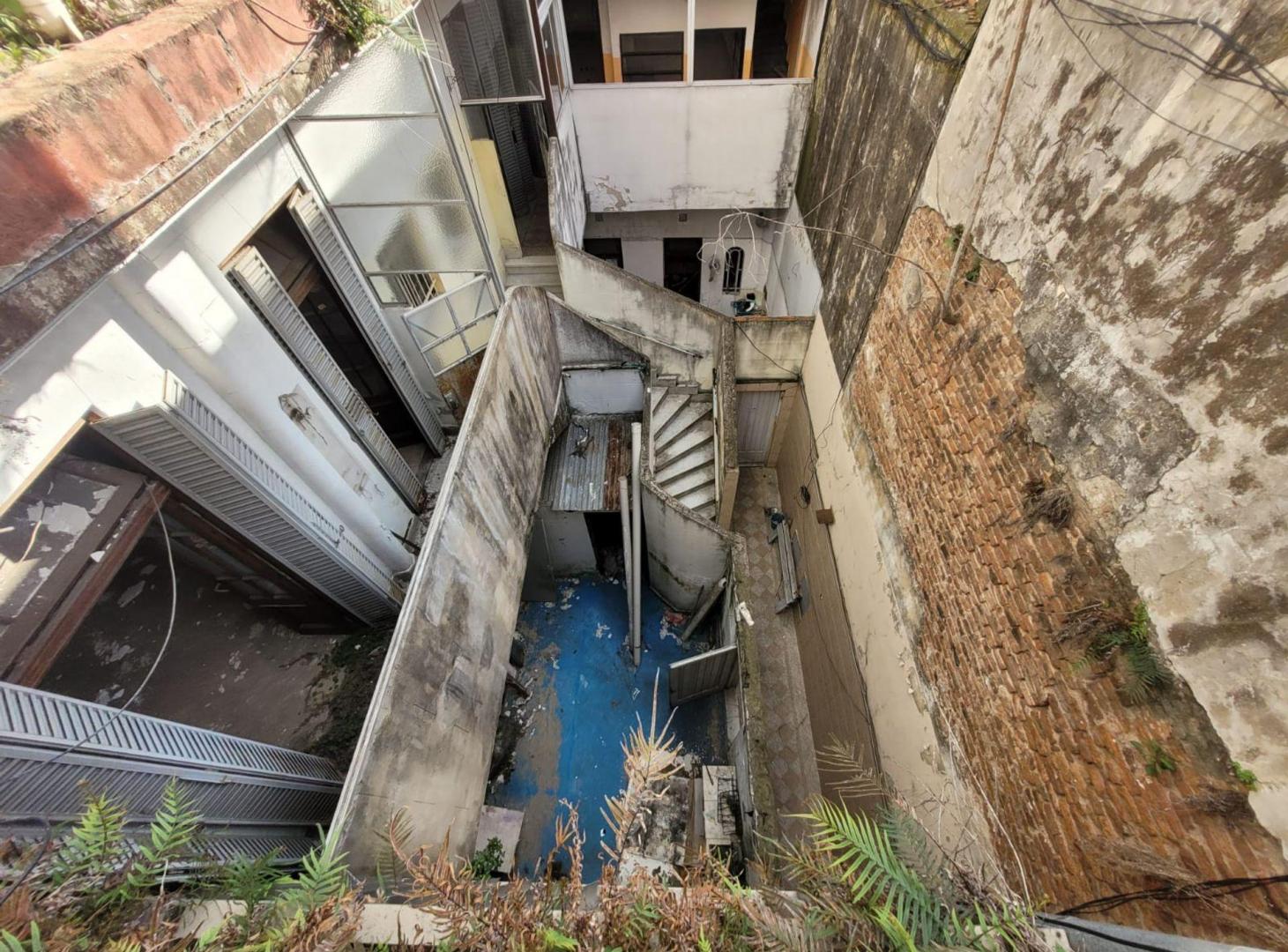 Foto de Venta Vivienda Multifamiliar A RECICLAR, imagen 4