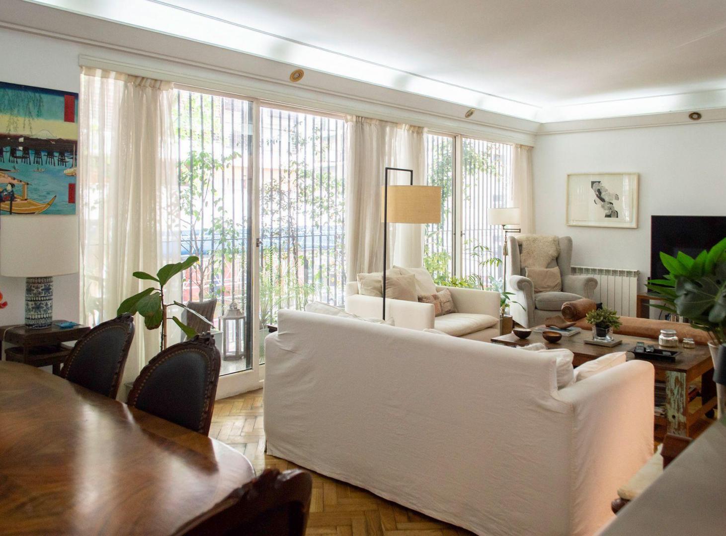 Foto de Venta Piso 4 dormitorios al frente cochera PALERMO, imagen 2