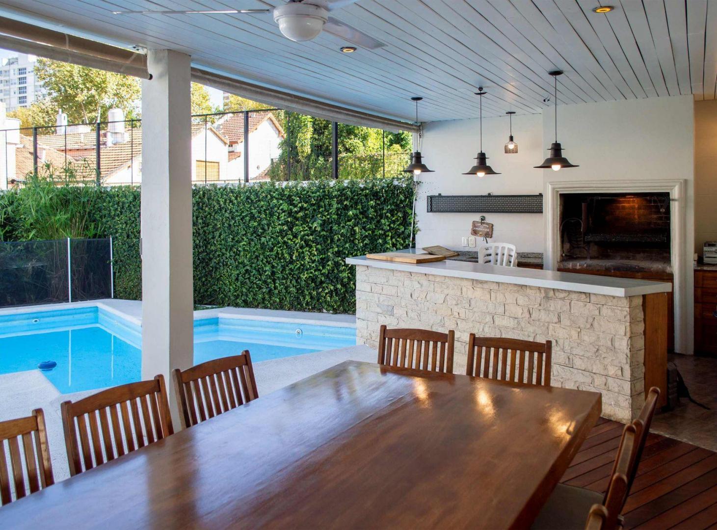 Foto de Casa en venta Vicente López con Pileta Quincho, imagen 2