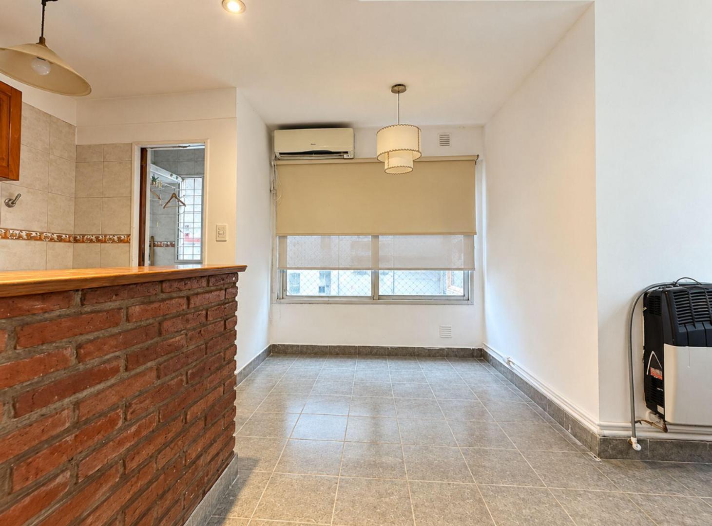 Foto de VENTA DEPARTAMENTO 3 AMB VILLA GRAL MITRE LUMINOSO, imagen 5