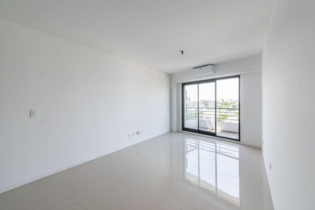 Foto de Monoambiente con balcón y cochera Villa Urquiza, imagen 3