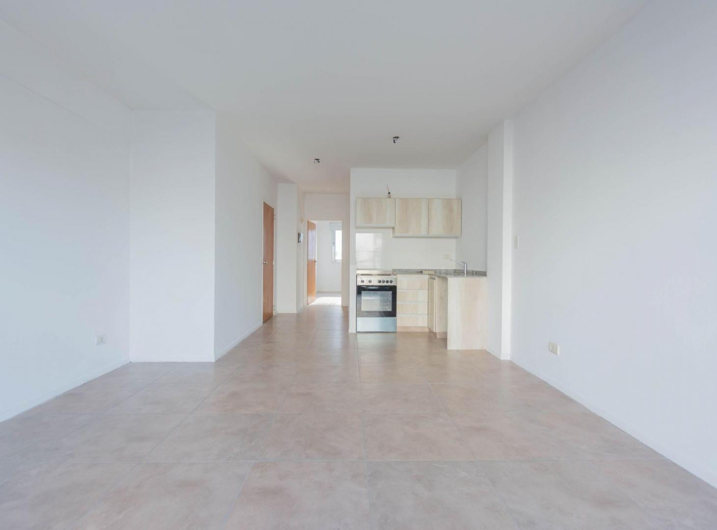 Foto de VENTA DEPARTAMENTO DOS AMBIENTES SAAVEDRA BALCON, imagen 2