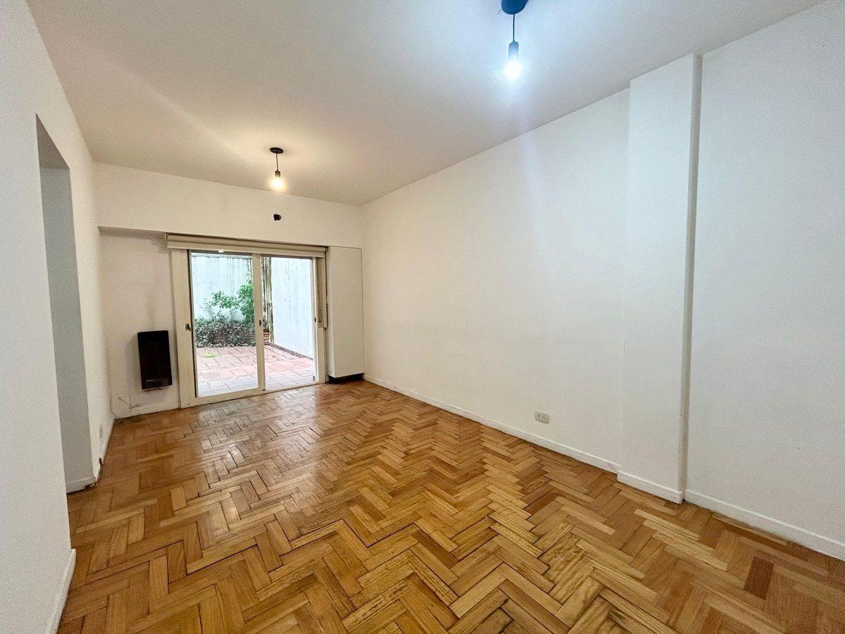 Foto de Venta 2 Ambientes con Gran Patio Flores, imagen 3