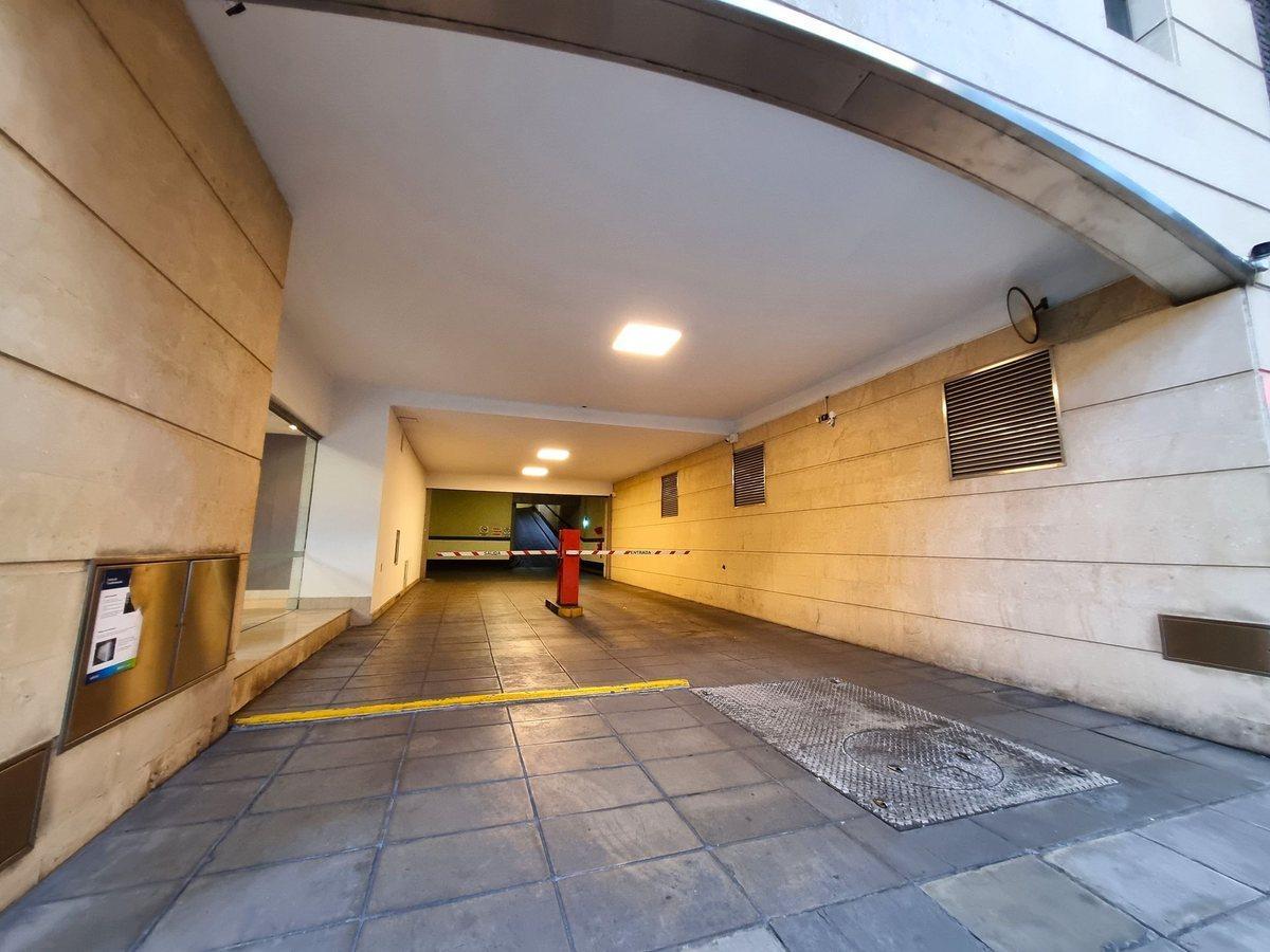 Foto de VENTA OFICINA BELGRANO CON COCHERAS Y RENTA SEGURA, imagen 3