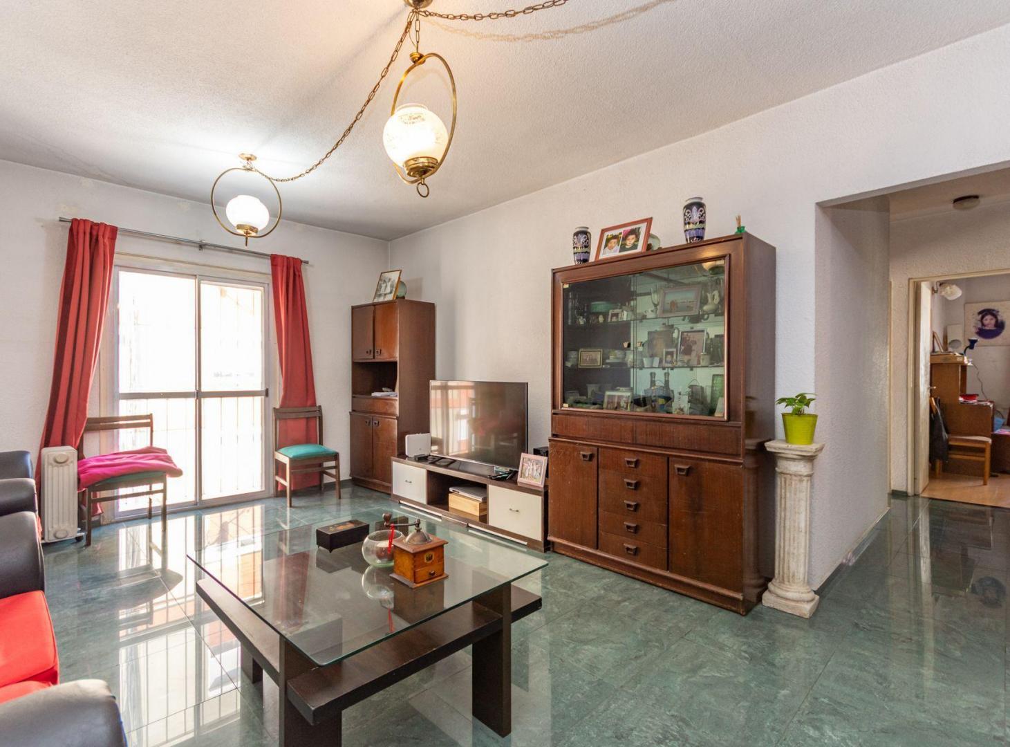 Foto de Depto Venta Caballito 4 Ambientes con Cochera, imagen 1