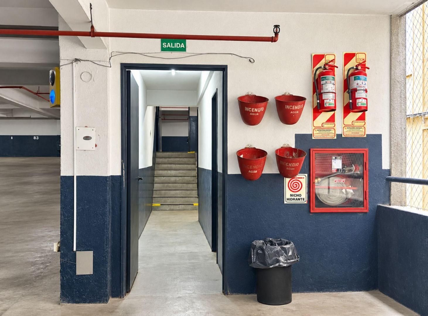 Foto de Cochera fija en Santa Fe y Laprida Recoleta, imagen 4