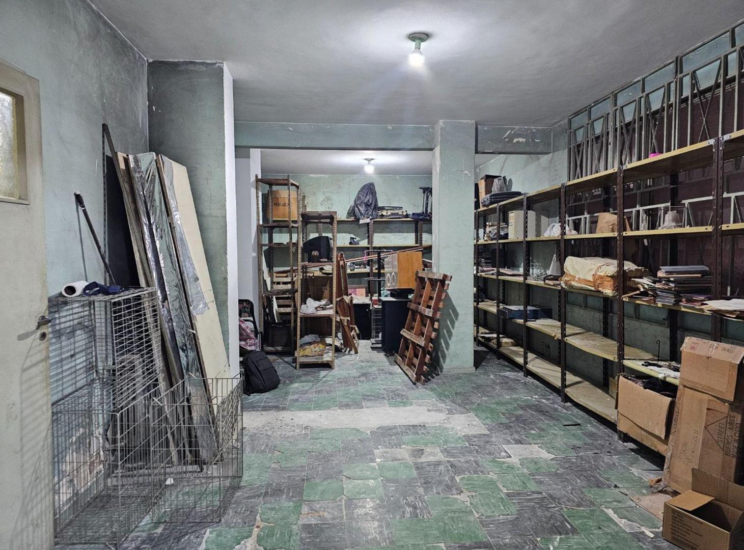 Foto de Depósito o local en venta en Once. Ideal para MeLi, imagen 4