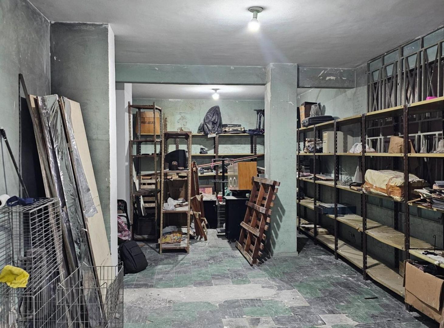 Foto de Depósito o local en venta en Once. Ideal para MeLi, imagen 3