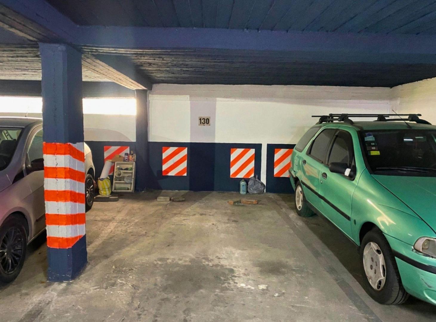 Foto de Venta en block de 5 cocheras cubiertas en Recoleta, imagen 2