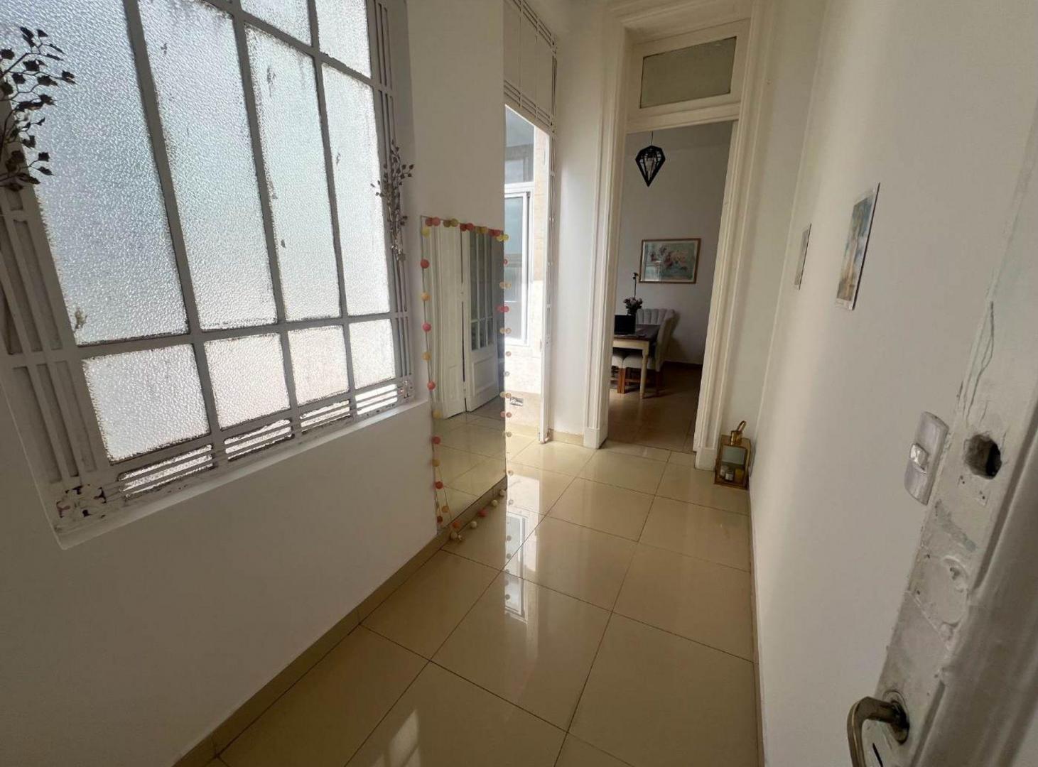 Foto de VENTA PH 3 ambientes con terraza propia Balvanera, imagen 3