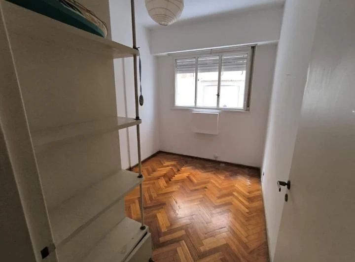 Departamento en  planta baja 3 ambientes belgrano alquiler patio aguilar 2500 2