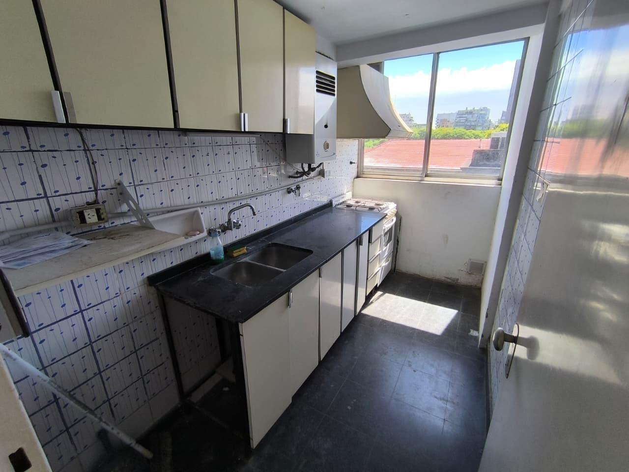 Foto de Departamento 2 ambientes balcon luminoso pacheco de melo 2760 venta, imagen 5