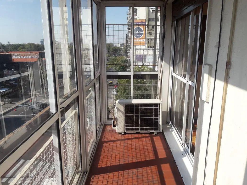 Departamento alquiler 2 ambientes Nuñez balcon a la calle libertador 7420 aviso con video 4