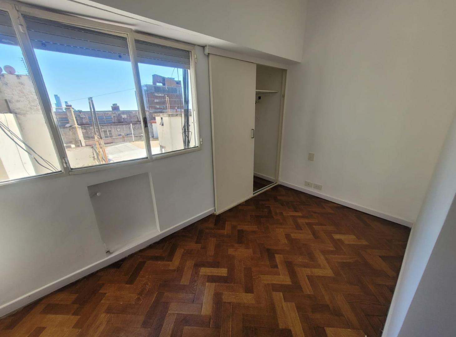 Foto de Departamento recoleta 1 ambiente chico alquiler luminoso ayacucho 2076, imagen 5