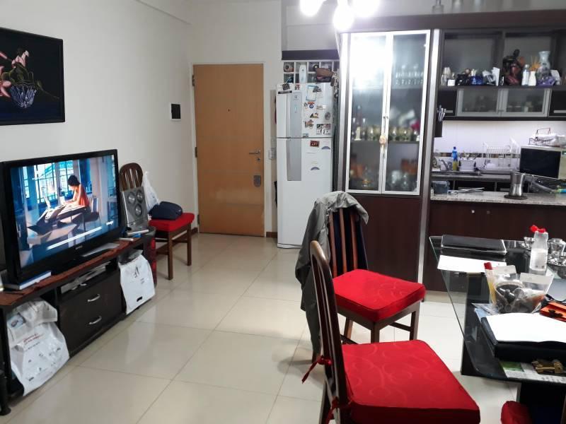 Venta PH en Pb con Patio y Lavadero Cubierto, B° Velez Sarfield 1
