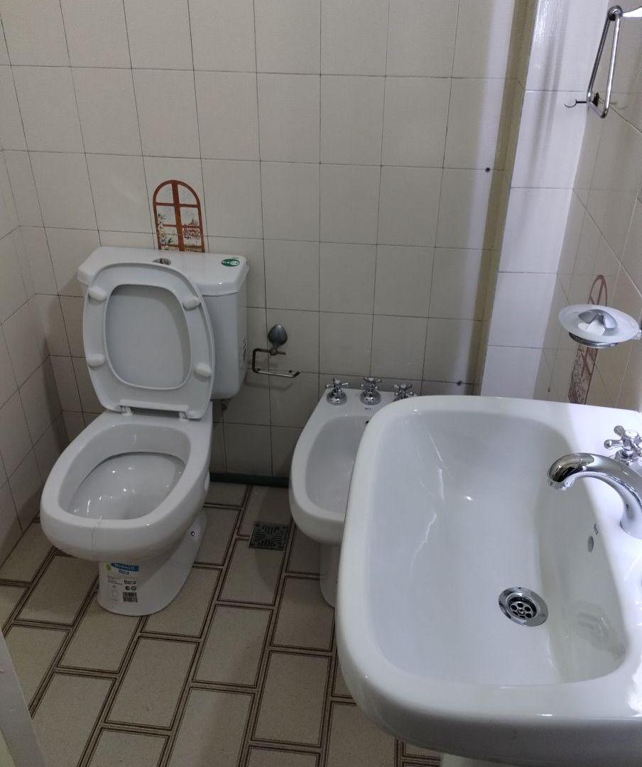 Foto de MORON SUR: ALQUILER CASA DE 3AMBIENTES PARRILLA, TERRAZA, imagen 3