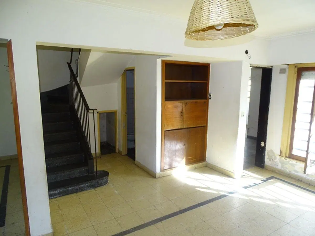 Casa a Reciclar Zona Plaza Brandsen 4