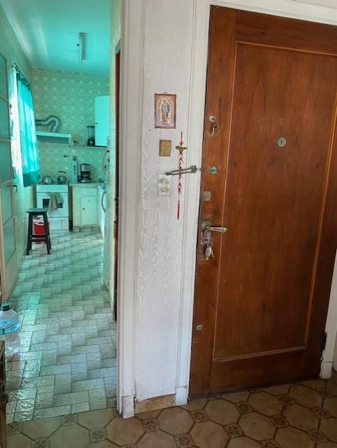 Muy Buen 3 Amb con Dep en Peron y Uruguay Todo Luz de Epoca 5