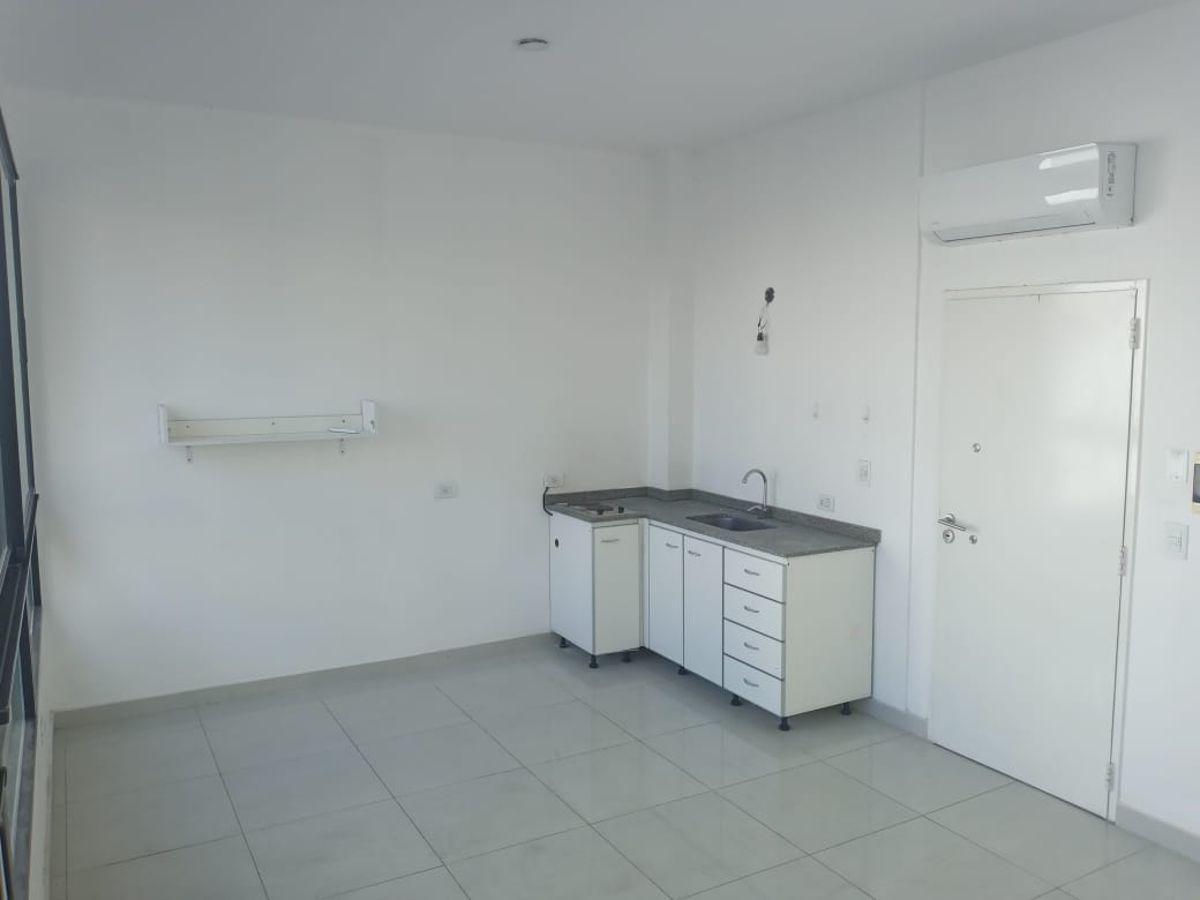 Foto de Departamento En Alquiler 2 Amb, Muy Luminoso, Frente En Suite, imagen 5