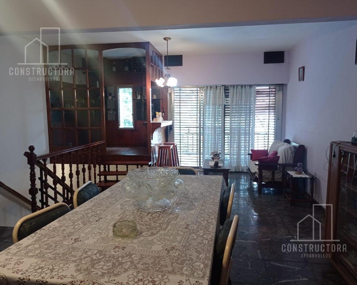 Casa con Galpón en Mataderos 2