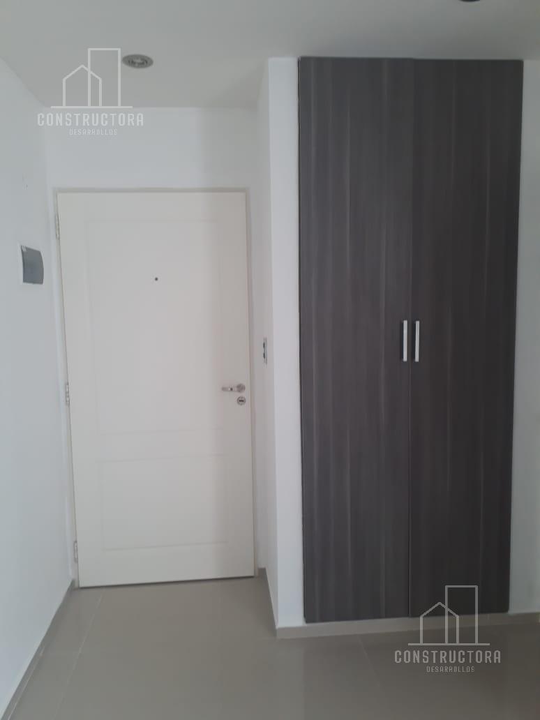 Departamento en Monte Castro 2
