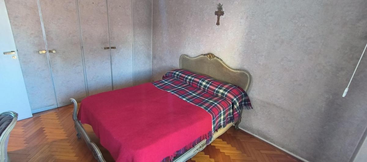 Semipiso 5 Ambientes con Dependencia, Cochera Fija. Real Oportunidad 172 m² 3