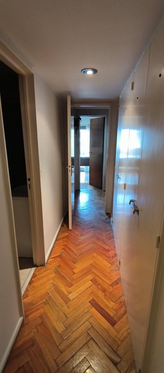 Semipiso 5 Ambientes con Dependencia, Cochera Fija. Real Oportunidad 172 m² 4