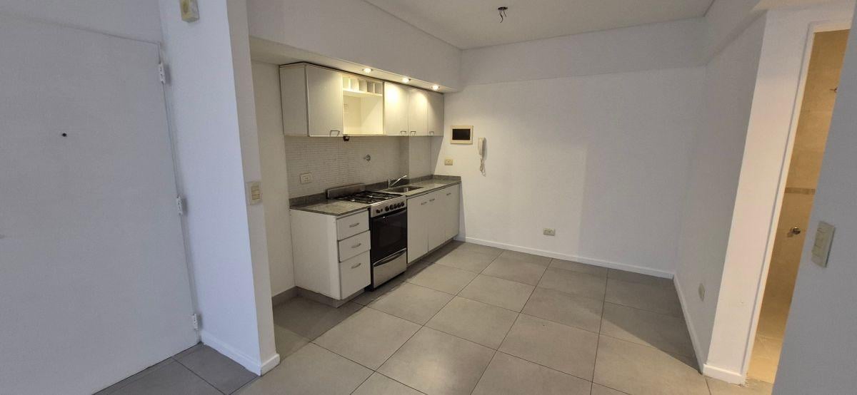 Foto de Departamento de 44m² con 1 dormitorio, balcon, apto profesional en, imagen 1